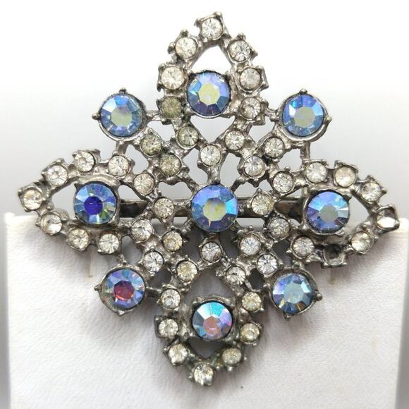 Vintage Blue AB Rhinestone Brooch, Pot Metal Base, 1940s, 2 Inches - Picture 3 of 8